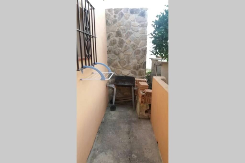 Apartamento Antonia Muy Cerca De La Playa Bolonia Exterior photo